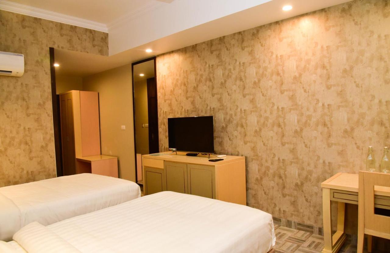 Hotel Casa Aishbagh Lucknow Zewnętrze zdjęcie